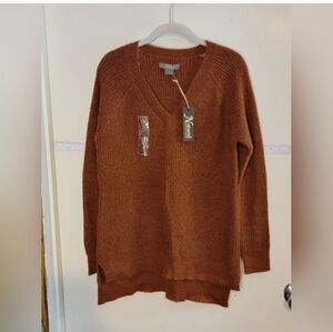 Natural Reflections Women's Rust V-Neck Sweater. Oversized NWOT